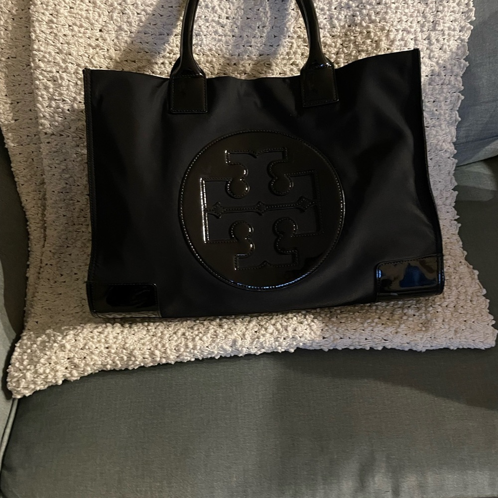 Black Tory Burch tote
